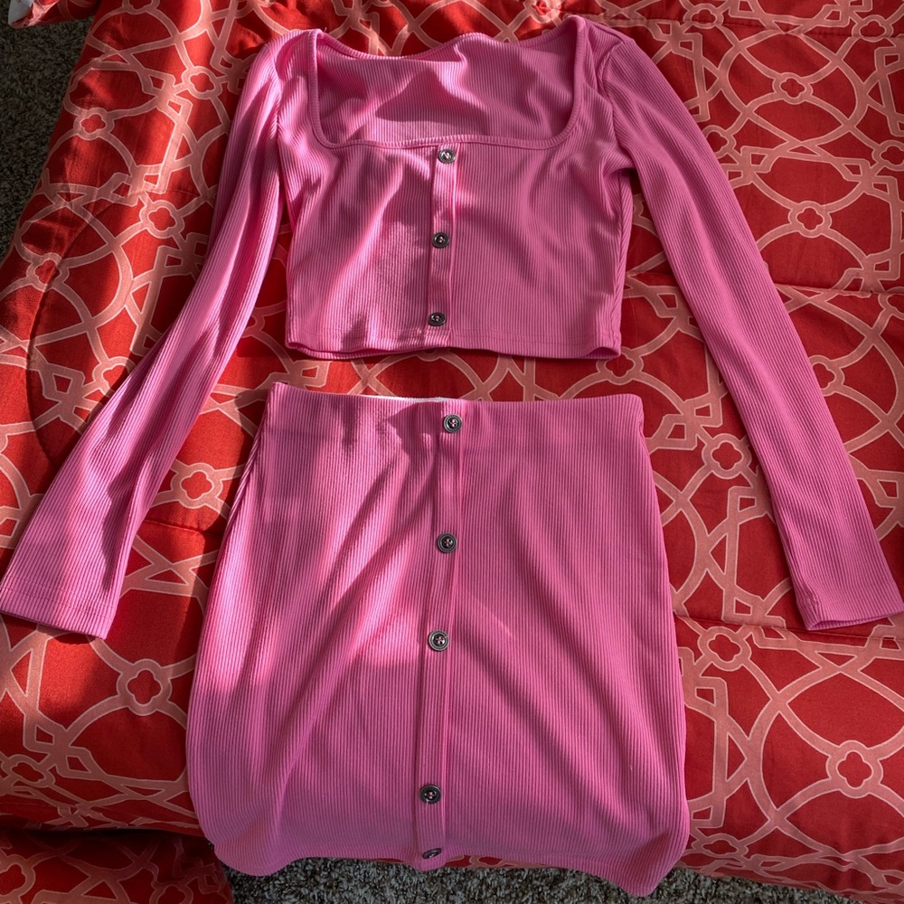 2 Piece Skirt Set. Size Small.